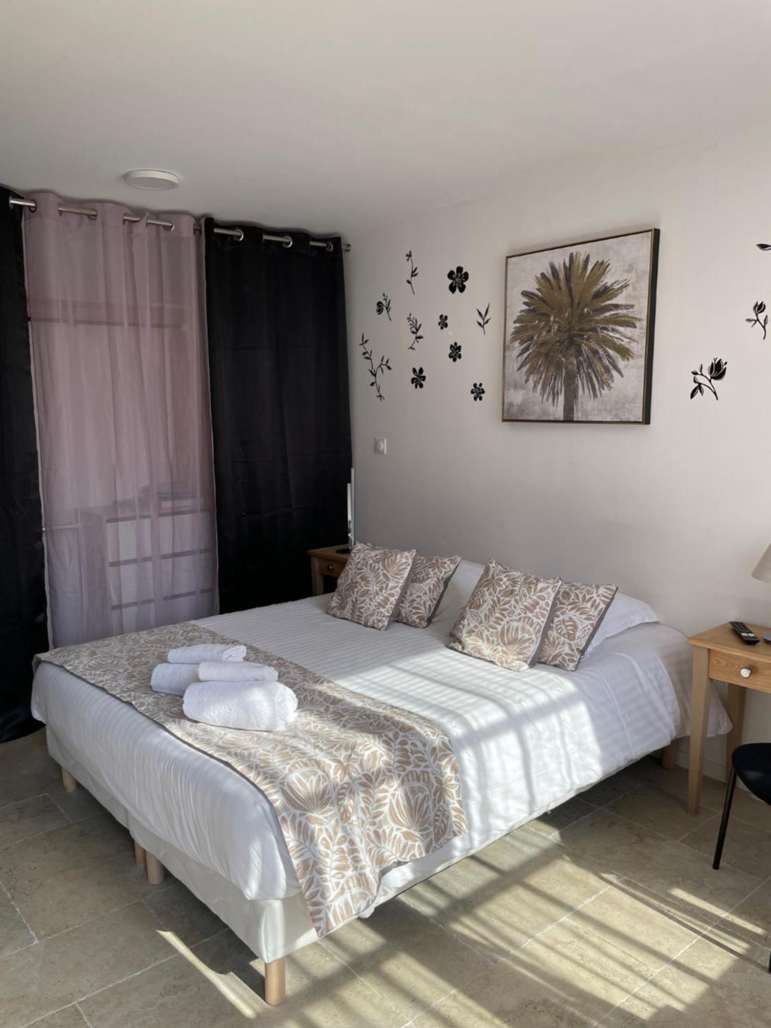 Belle Normandy Hotel บาเยอ ภายนอก รูปภาพ